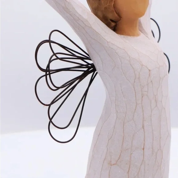 Willow Tree "Courage" 5.5" Figurine by Demdaco 2004 Susan Lordi - Picture 3 of 4